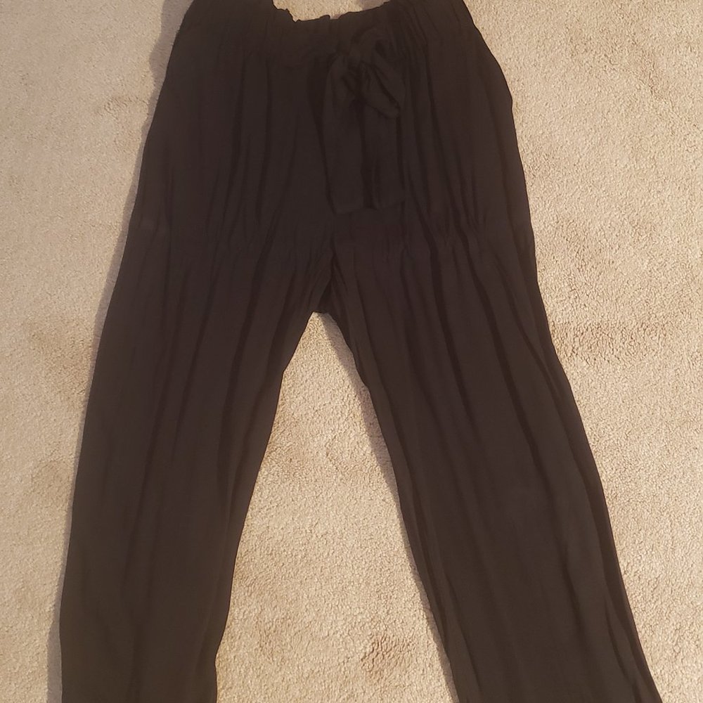 High-waisted dress Capris